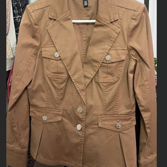 White House Black Market- Casual Blazarette Jacket In the color Glazed Praline - Picture 1 of 2